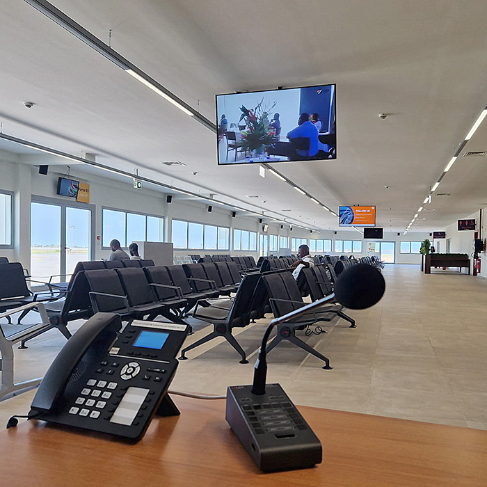 Abidjan airport - LDA References